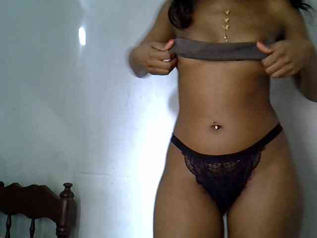 SpicyMackenzie1 webcam