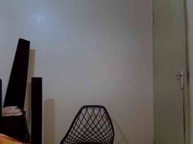 SpicyMackenzie1 webcam