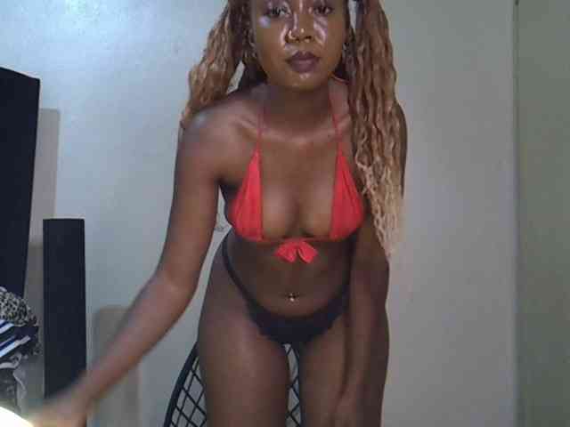 SpicyMackenzie1 webcam