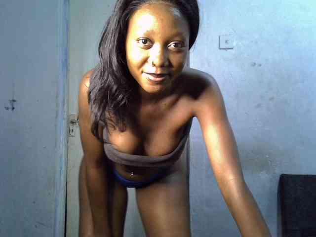 SpicyMackenzie1 webcam