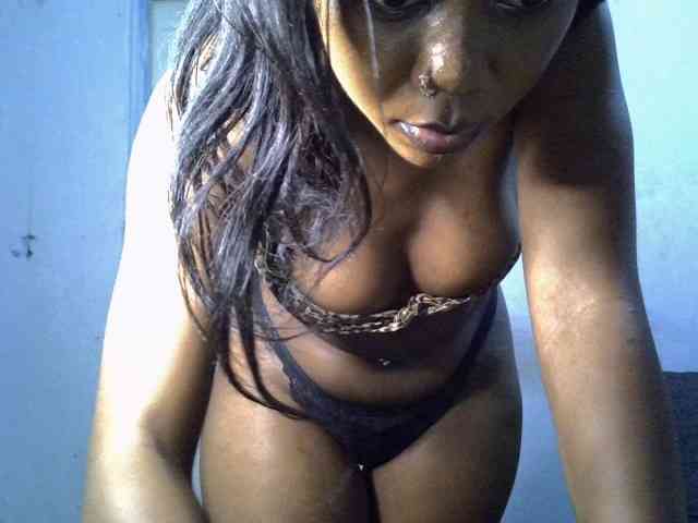 SpicyMackenzie1 webcam