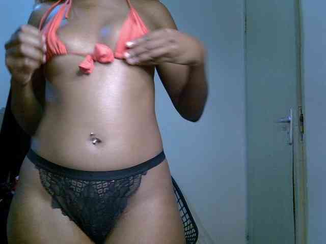 SpicyMackenzie1 webcam