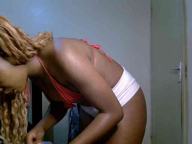 SpicyMackenzie1 webcam