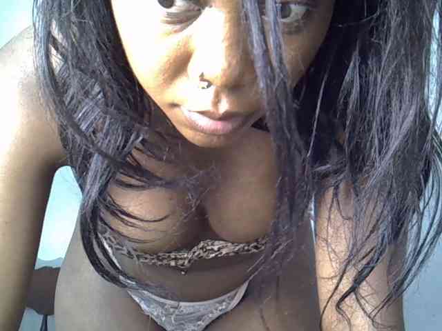 SpicyMackenzie1 webcam