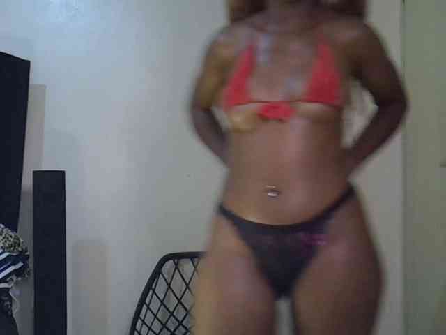 SpicyMackenzie1 webcam