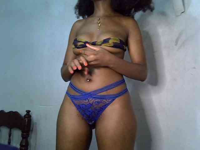 SpicyMackenzie1 webcam