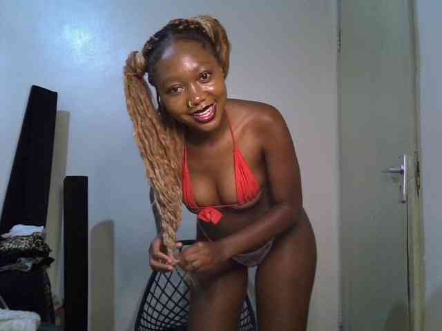 SpicyMackenzie1 webcam