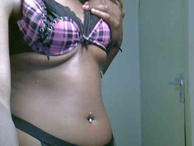 SpicyMackenzie1 webcam