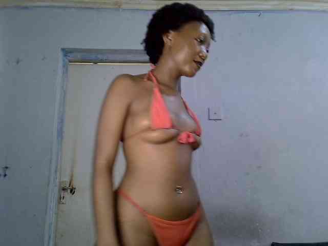 SpicyMackenzie1 webcam