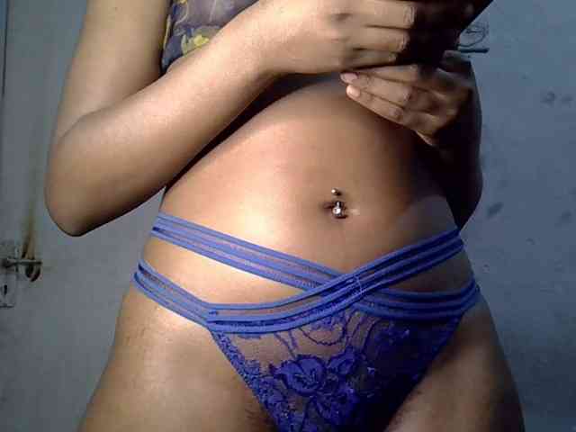 SpicyMackenzie1 webcam