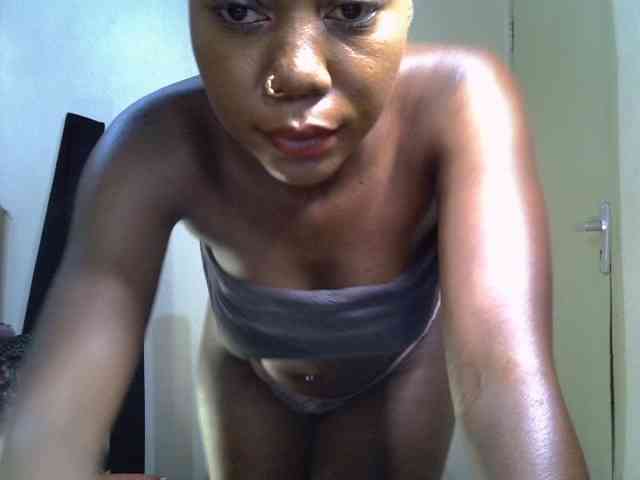 SpicyMackenzie1 webcam