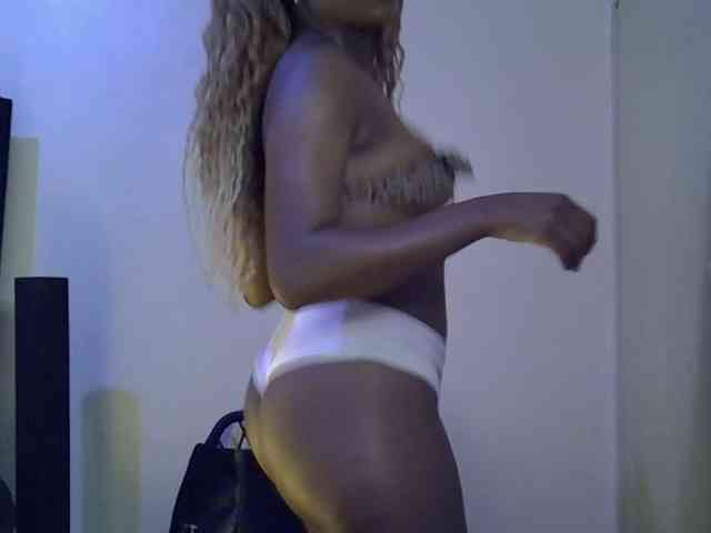 SpicyMackenzie1 webcam