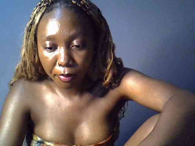 SpicyMackenzie1 webcam