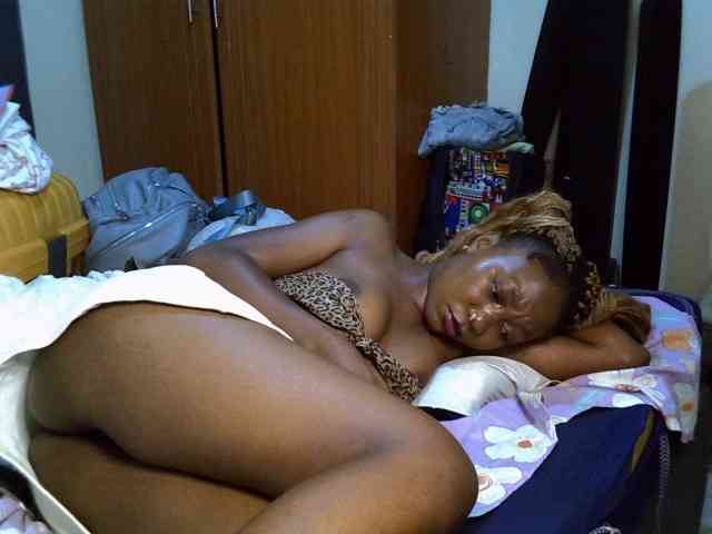 SpicyMackenzie1 webcam