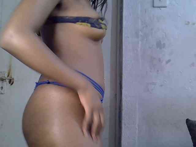 SpicyMackenzie1 webcam