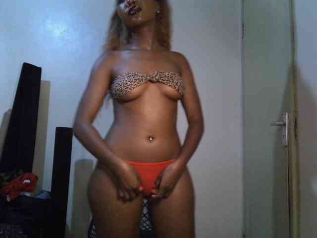 SpicyMackenzie1 webcam