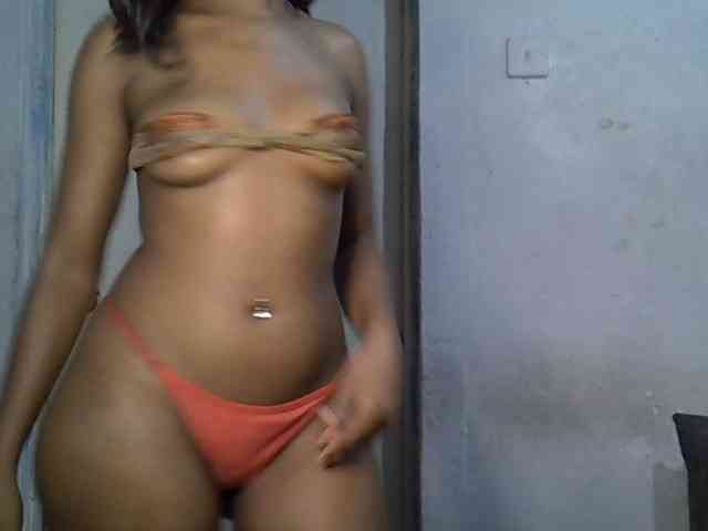 SpicyMackenzie1 webcam