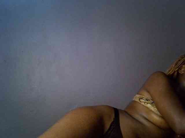 SpicyMackenzie1 webcam