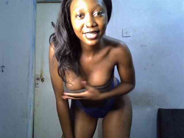 SpicyMackenzie1 webcam