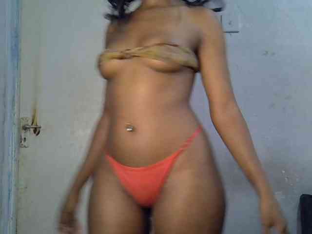 SpicyMackenzie1 webcam