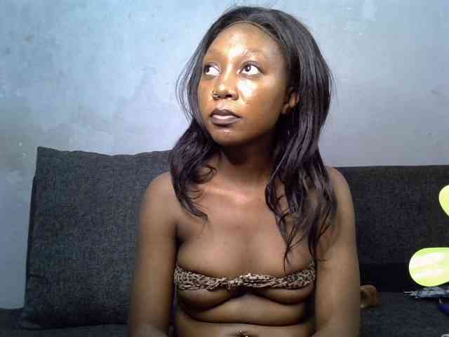 SpicyMackenzie1 webcam