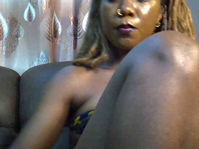 SpicyMackenzie1 webcam