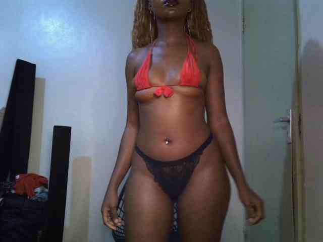 SpicyMackenzie1 webcam