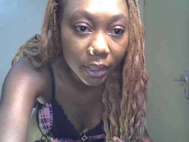 SpicyMackenzie1 webcam