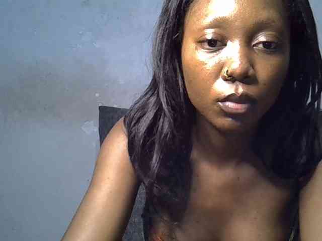 SpicyMackenzie1 webcam