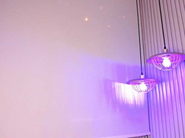 bella-bloom's BongaCams show and profile