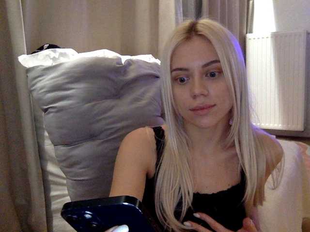 стрип от IconicDomi