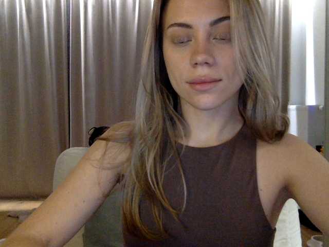 в попе у IconicDomi