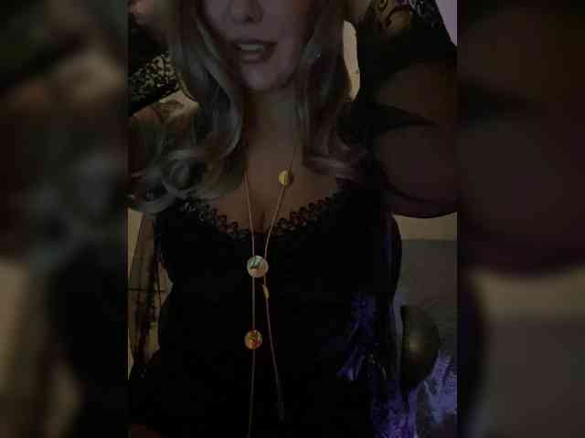 Melanie-Touch webcam