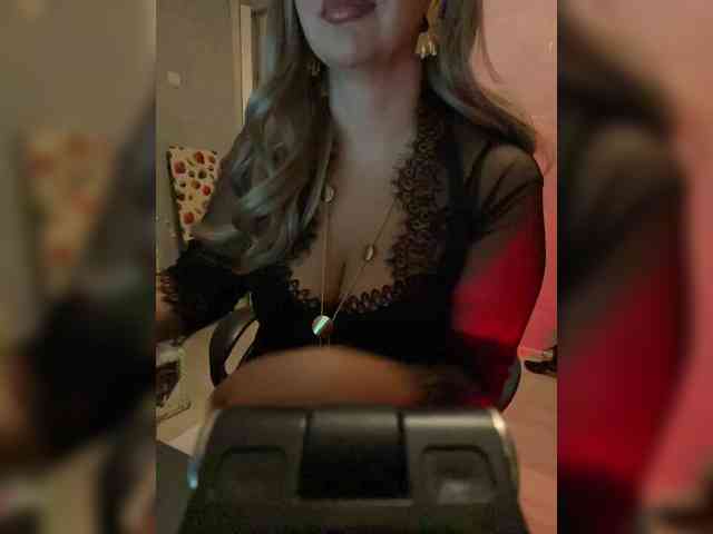 Melanie-Touch webcam