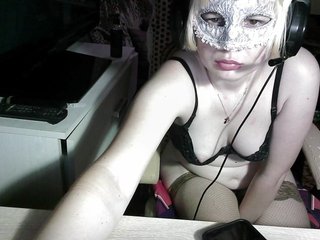 -Julia-Rain- Porn Show