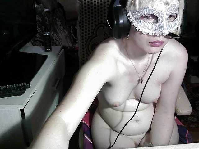 -Julia-Rain-'s BongaCams show and profile