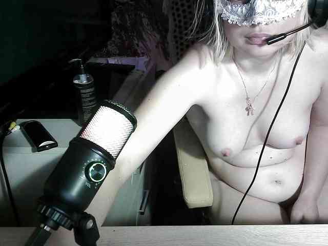 -Julia-Rain- webcam