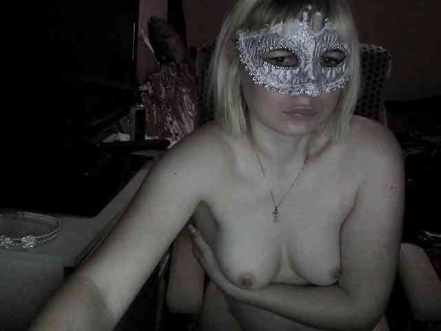 -Julia-Rain- Live Webcam on BongaCams