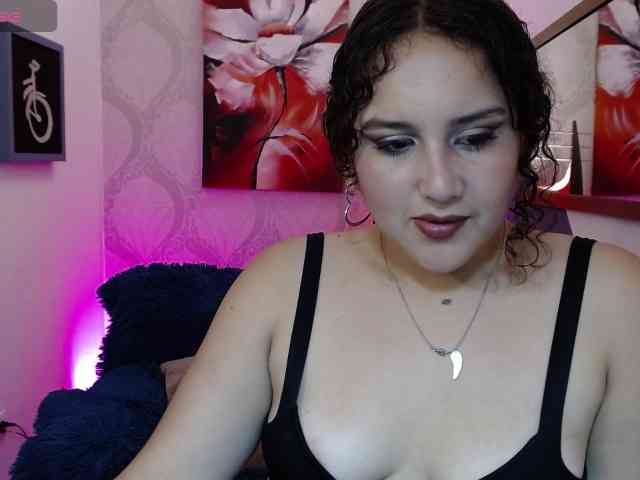 Seleena-Veeraa webcam