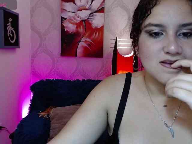 Seleena-Veeraa webcam