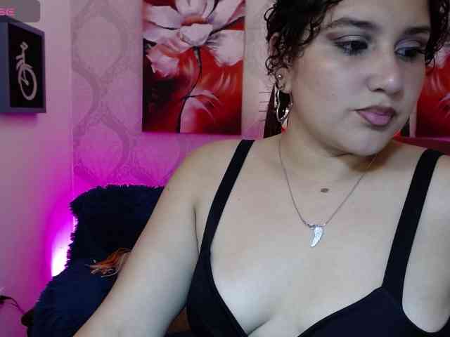 Seleena-Veeraa webcam