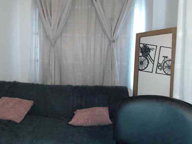 Seleena-Veeraa webcam