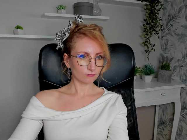 CinderellaMoon webcam