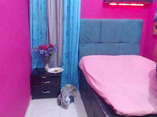 bigcocksexys Live Webcam on BongaCams