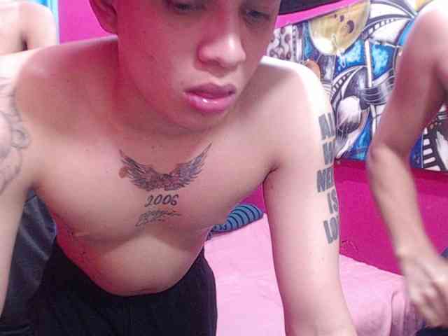 bigcocksexys Live Webcam on BongaCams