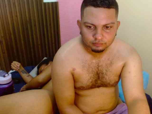 EddieAndLana webcam