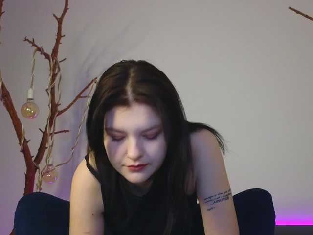 DeliaEffy's BongaCams show and profile