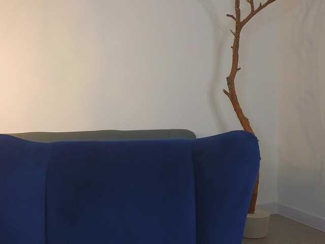 DeliaEffy's BongaCams show and profile