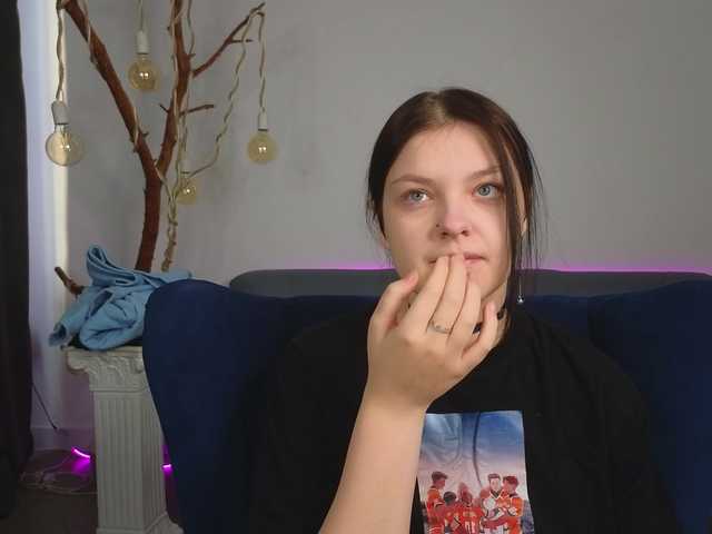 DeliaEffy's BongaCams show and profile