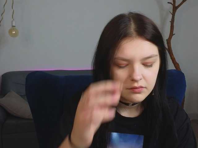 DeliaEffy's BongaCams show and profile